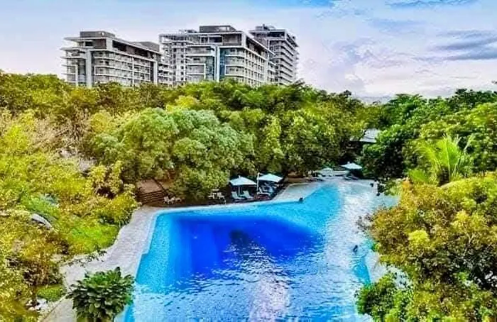 Brenttstaycation At Tambuli Living Tower C And D, 10d Unit