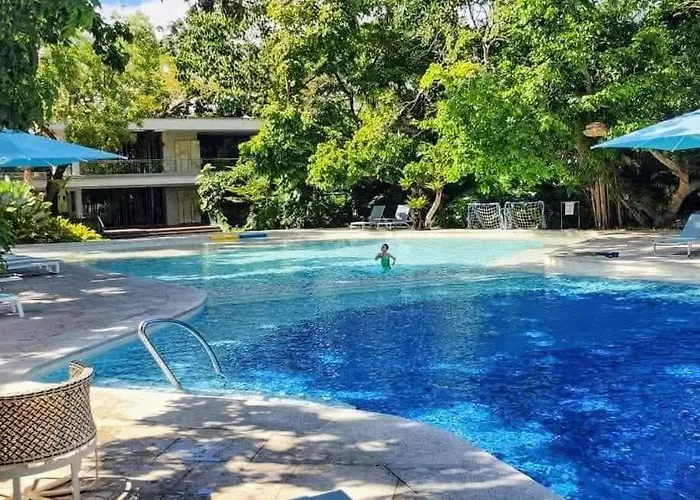 Brenttstaycation At Tambuli Living Tower C And D, 10d Unit 호텔 막탄